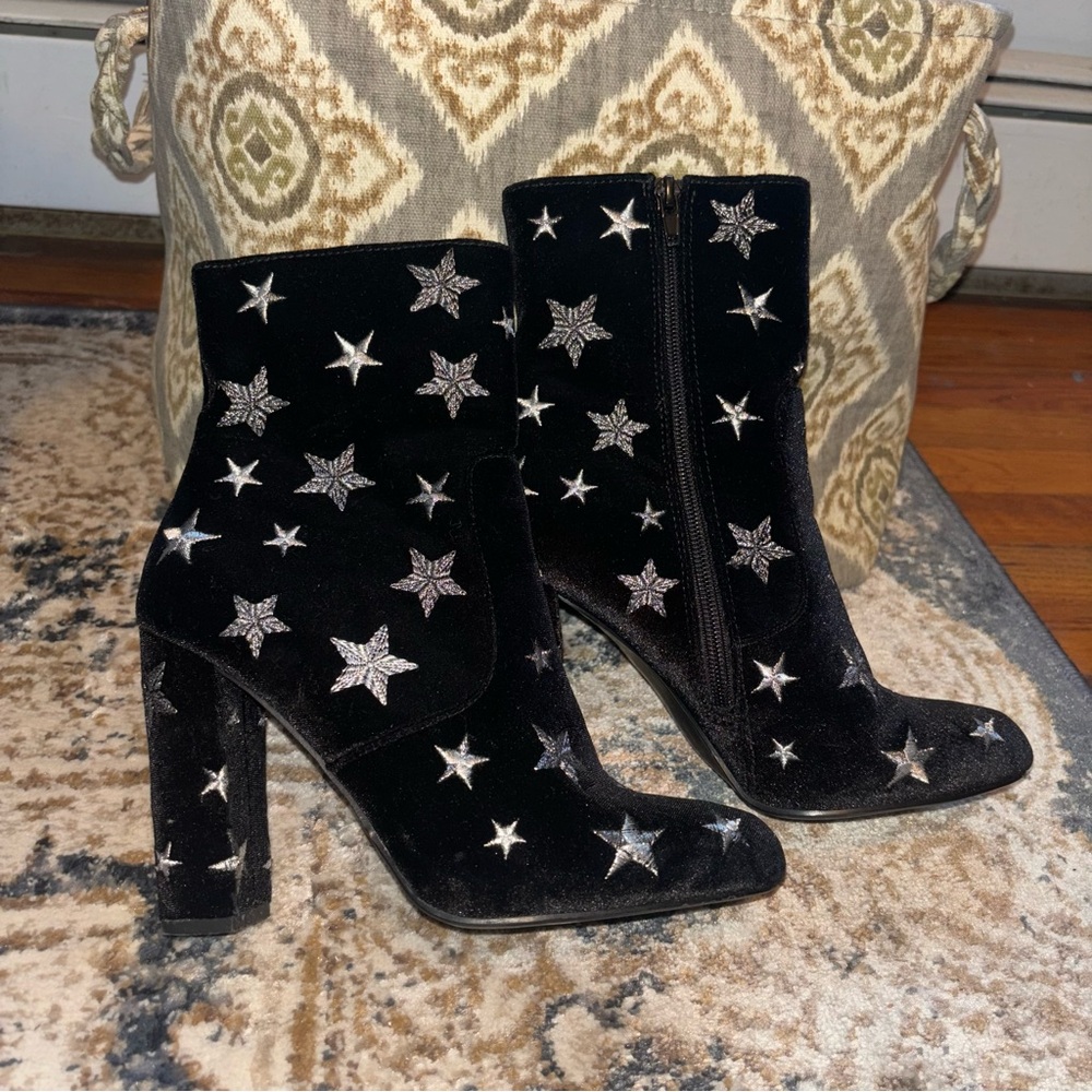 Steve Madden Embroidered Star Bootie